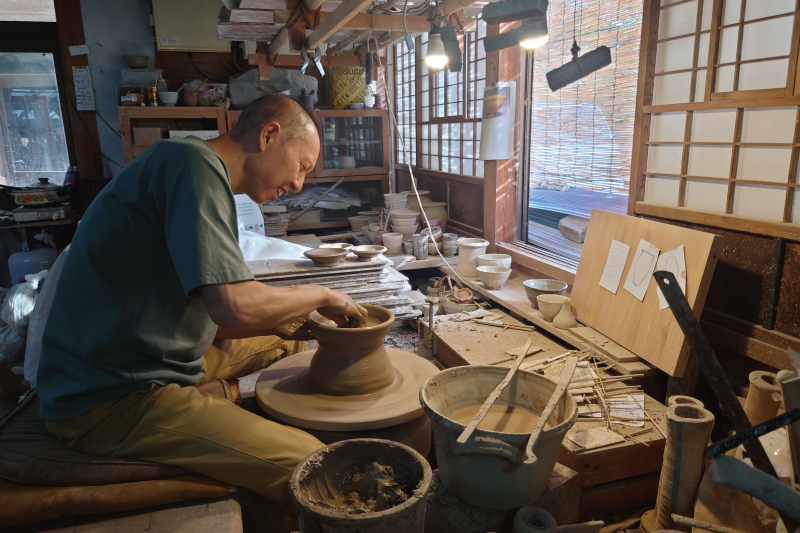 栃木県益子町の陶芸家・佐藤敬さんのインタビュー